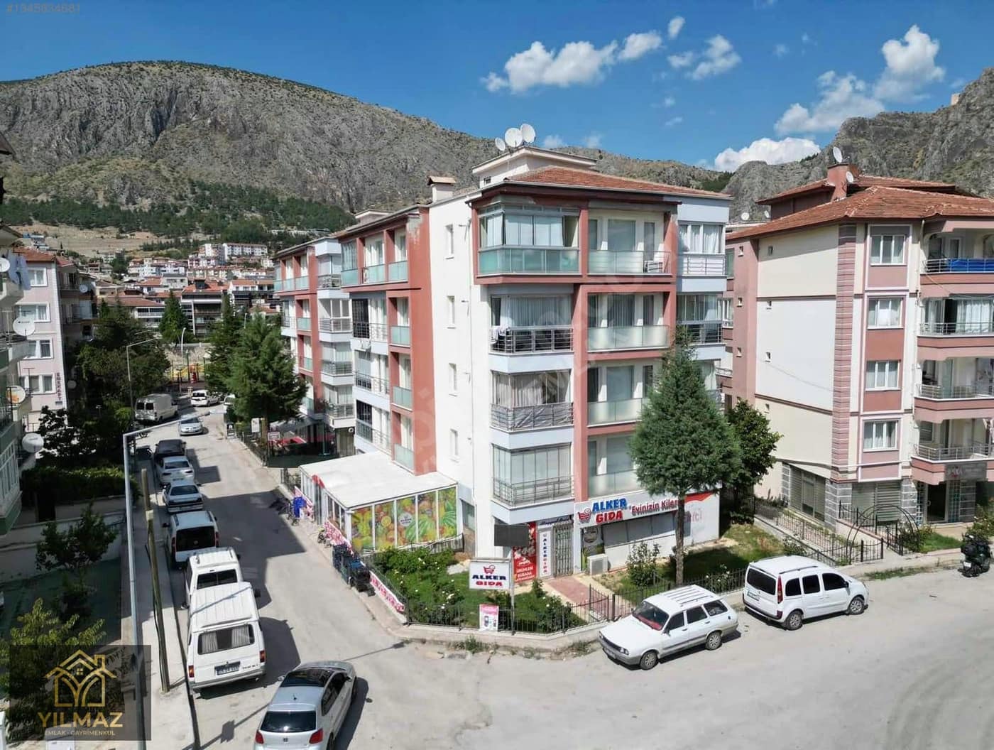 Hacılar Meydanı'nda Devren Kiralık Market