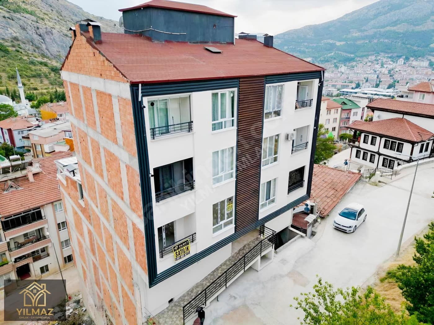 Kirazlıderede Eşyalı Sıfır 1+1 Satılık Daireler